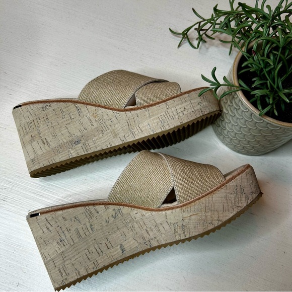 Donald Pliner Ideala sandals, 6.5 - Picture 5 of 12